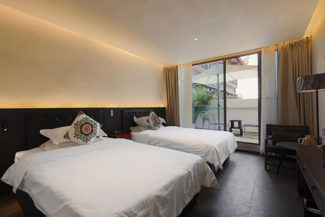 Qintai Tibetan Culture Boutique Hotel Chengdu Esterno foto