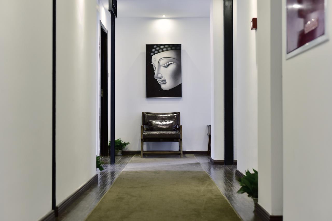 Qintai Tibetan Culture Boutique Hotel Chengdu Esterno foto
