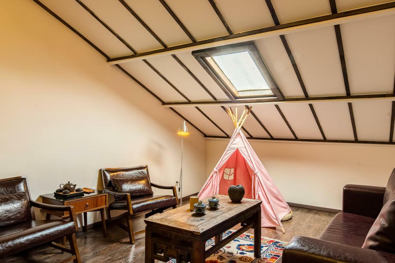 Qintai Tibetan Culture Boutique Hotel Chengdu Esterno foto
